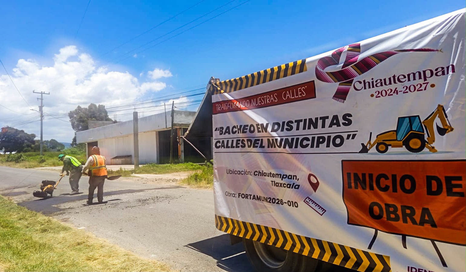 Gobierno de Blanca Angulo continúa acciones para mejorar la infraestructura vial de Chiautempan